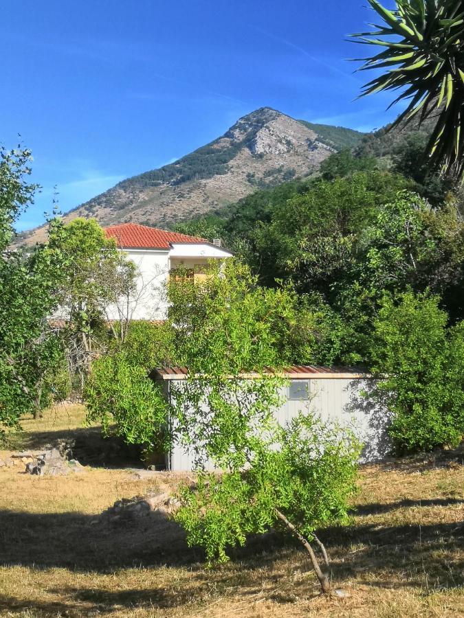 Appartamento Serenella Maenza Exteriér fotografie